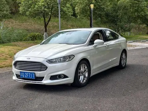Ford 蒙迪欧 2013