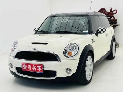 MINI CLUBMAN 2008
