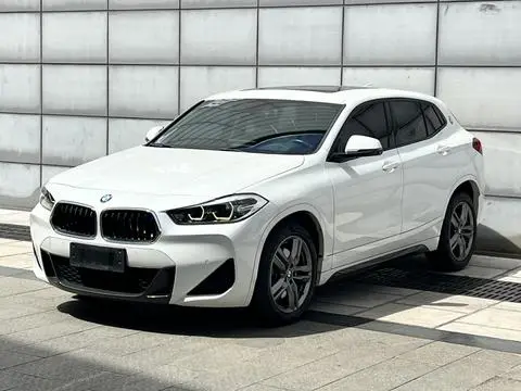 BMW X2 2021 — фото 1