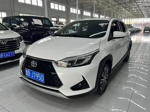 Toyota YARIS L 2022