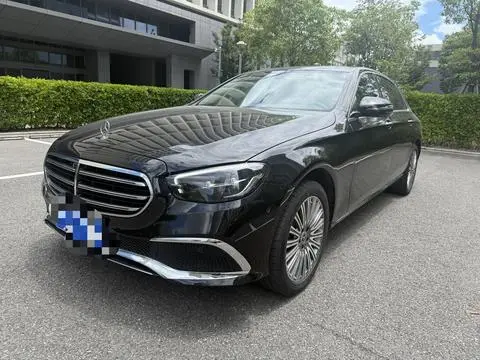 Mercedes-Benz E-Class 2022