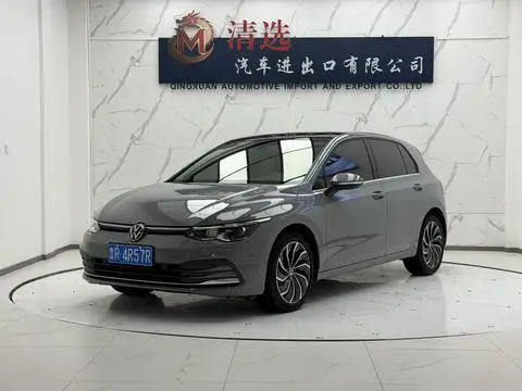 Volkswagen Golf 2021