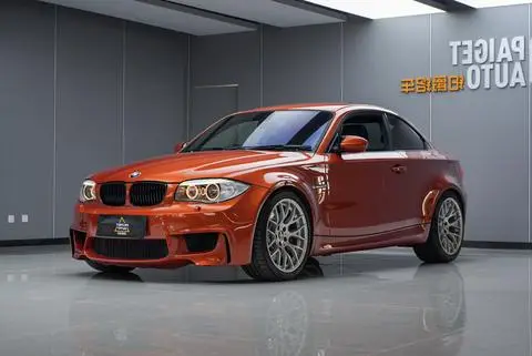 BMW 1 Series M 2011