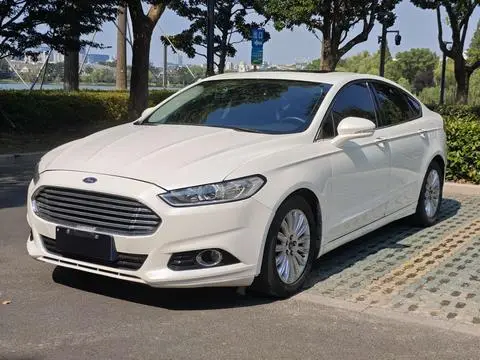 Ford 蒙迪欧 2013