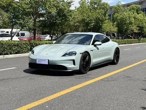 Porsche Taycan 2024