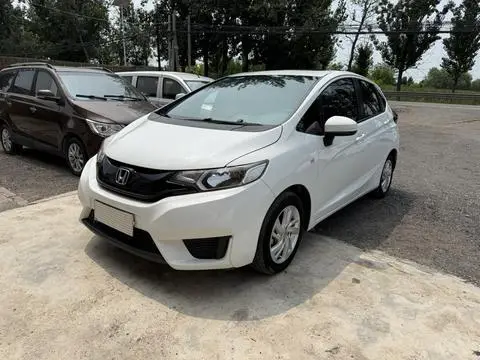 Honda Fit 2016 — фото 1