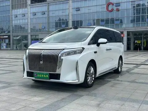 Wey 高山 PHEV 2025
