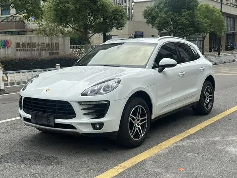 Porsche Macan 2014