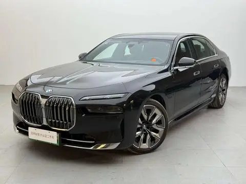 BMW i7 2023