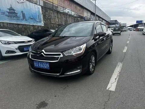Citroën C4L 2015