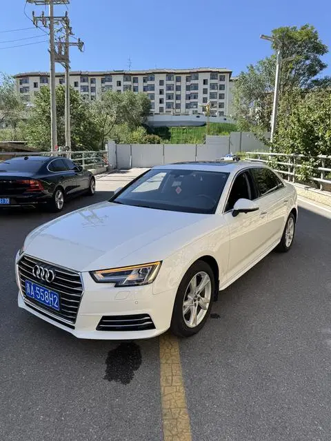 Audi A4L 2018