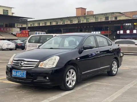 Nissan 轩逸 2012