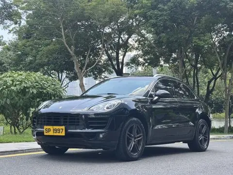 Porsche Macan 2016