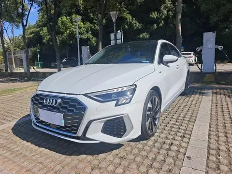 Audi A3 2023 — фото 1