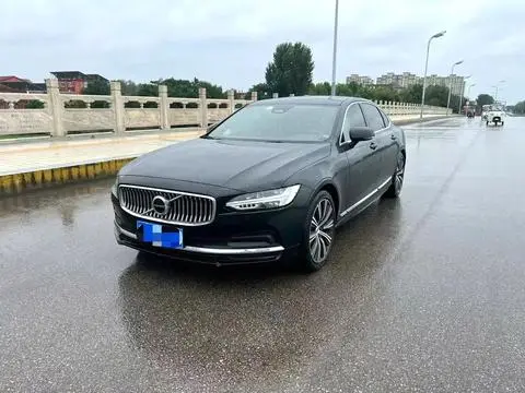 Volvo S90 2023