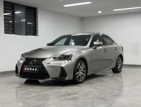 Lexus IS 2017