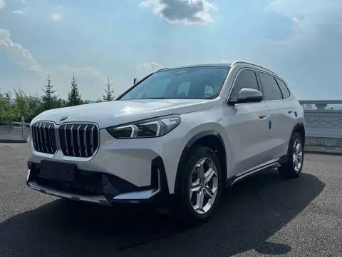 BMW X1 2023 — фото 1