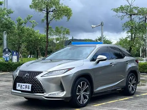 Lexus RX 2020