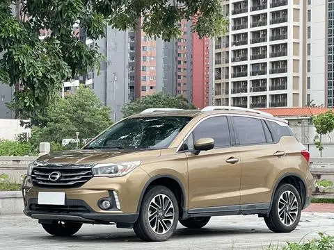 GAC GS4 2015