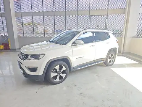 Jeep 指南者 2017