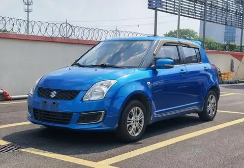 Suzuki 雨燕 2013