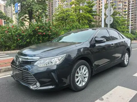 Toyota Camry 2015