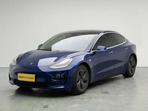 Tesla Model 3 2020