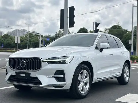 Volvo XC60 2022