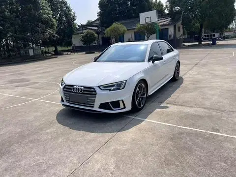 Audi A4L 2019