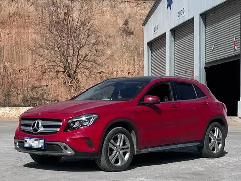 Mercedes-Benz GLA 2016