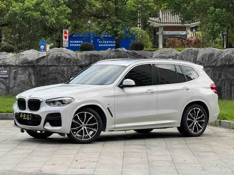 BMW X3 2021