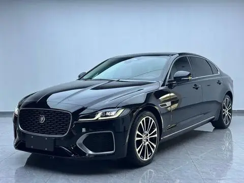 Jaguar XFL 2025