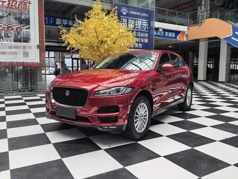 Jaguar F-PACE 2018 — фото 1