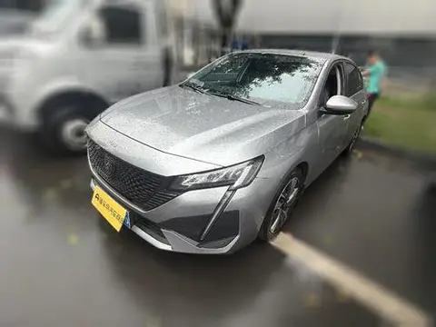 Peugeot 408 2022