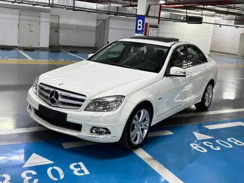 Mercedes-Benz C-Class 2010