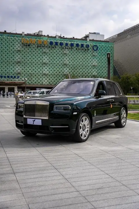Rolls Royce Cullinan 2018