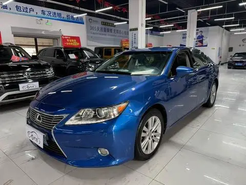 Lexus ES 2013