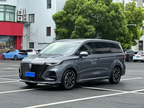 Roewe iMAX8 2022