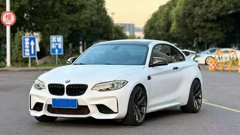 BMW M2 2016 — фото 1