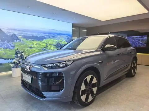 Audi Q6L e-tron 2026