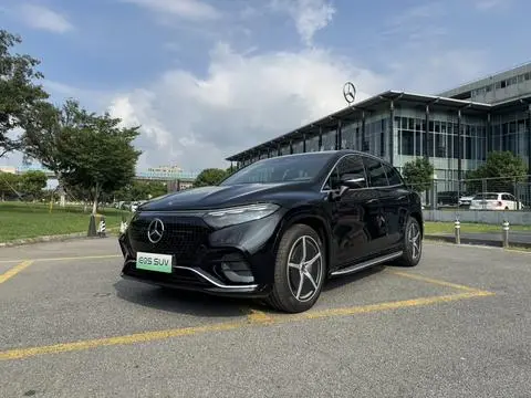Mercedes-Benz EQS SUV 2025
