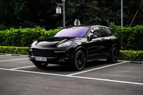 Porsche Cayenne 2016