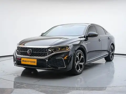 Volkswagen Passat 2024