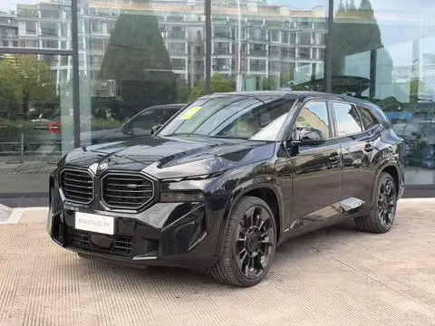 BMW XM 2023