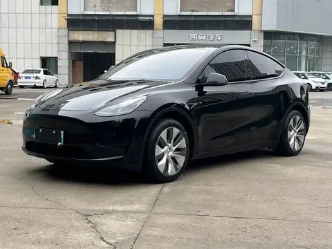 Tesla Model Y 2022 — фото 1