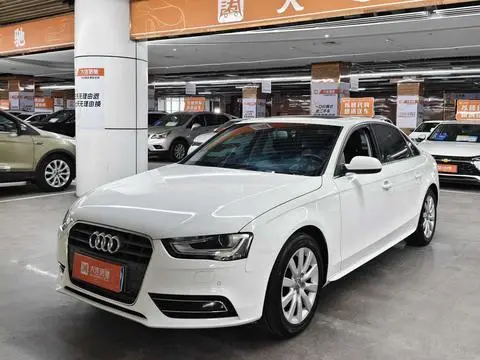 Audi A4L 2013 — фото 1