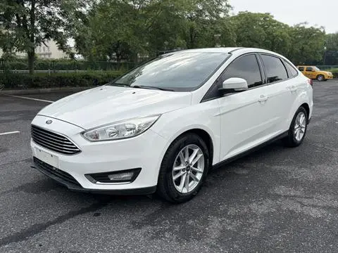 Ford Focus 2015 — фото 1