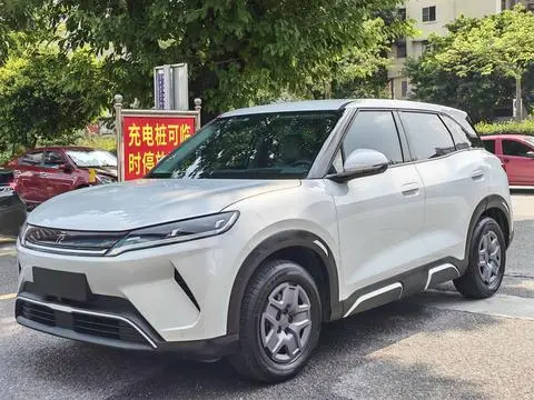 BYD 元UP 2025