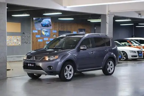Mitsubishi 欧蓝德 2009