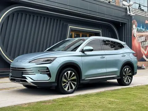 BYD 宋PLUS DM 2023 — фото 1